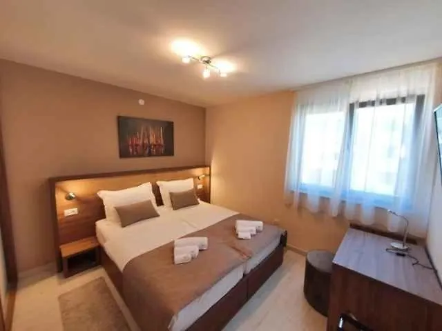 In Sv. Filip I Jakov 53580 סבטי פיליפ אי ג'קוב