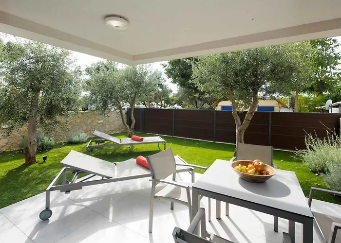 In Sv. Filip I Jakov 53580 דירה סבטי פיליפ אי ג'קוב