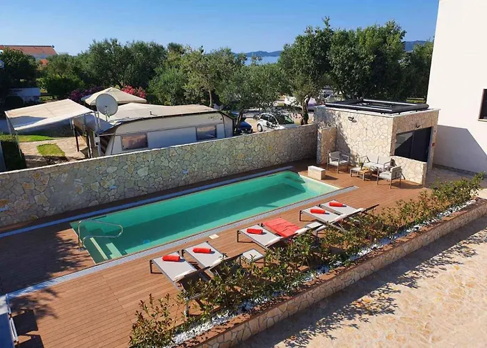 דירה In Sv. Filip I Jakov 53580 *